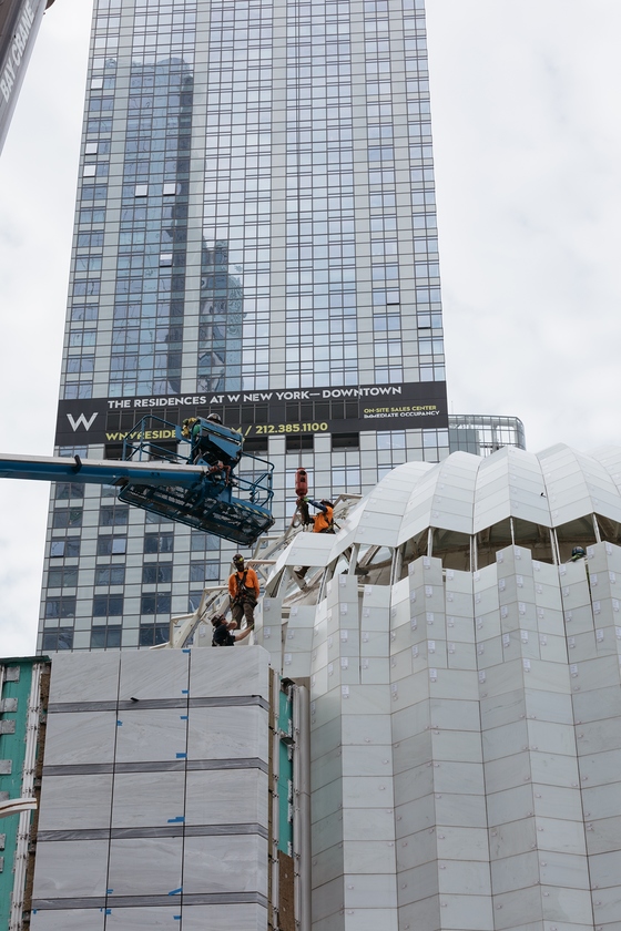 Nikolaus Kirche New York / @PHOTOSALONHELGA Nikolaus Kirche New York
