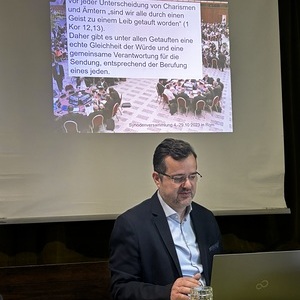 Mag. Wolgang Ölz führe aus, wie Demokratie gestaltet werden kann