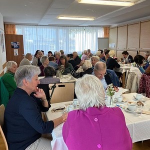 Frauenmesse und Kochheftpräsentation