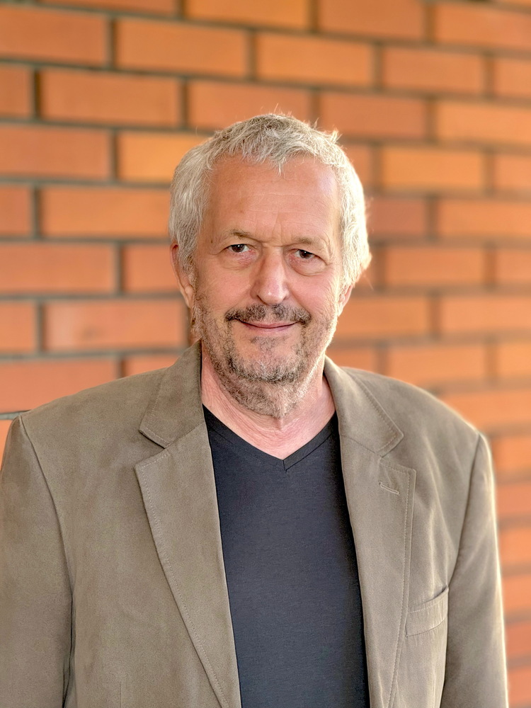 Portrait von Dr. Markus Hofer als Buchautor