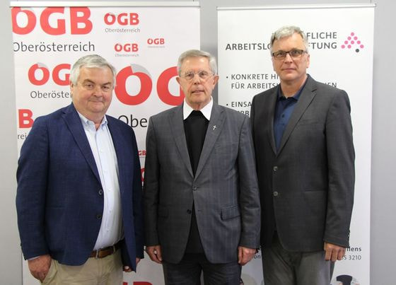 V. l.: Dr. Johann Kalliauer (Landesvorsitzender ÖGB), Bischofsvikar Mag. Maximilian Mittendorfer, Christian Winkler (GF Bischöfliche Arbeitslosenstiftung / Vertreter der Veranstaltergemeinschaft „Tag der Arbeitslosen“).