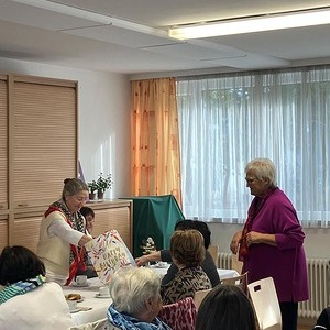 Frauenmesse und Kochheftpräsentation