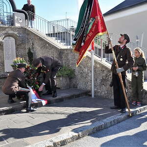 Kranzniederlegung mit Gebet und Segnung