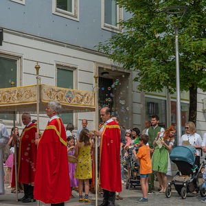 Erste Station beim Altar der Familie Schulz
