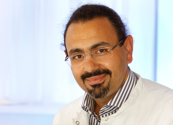 Prim. Dr. Kurosch Yazdi, Leiter der Abteilung für Suchterkrankungen im Kepler Universitätsklinikum