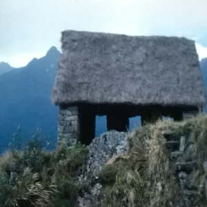 Herr Holl zeigt Dias von seiner Peru-Reise