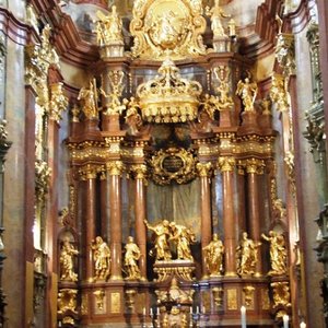 Pfarrwallfahrt nach Melk