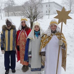 Sternsinger unterwegs 2016