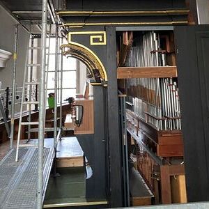 Ein Gerüst muss her.