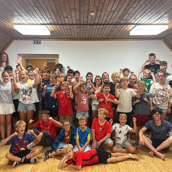 Gruppenbild der Jungscharkinder beim Jungscharlager 2026