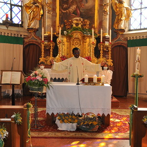 Verabschiedung Kaplan Kinsley, Kräuterweihe und Goldhauben Einladung