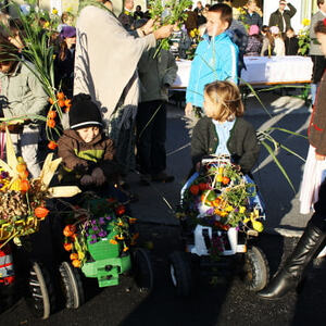 Erntedankfest und Pfarrhofsegnung 2011