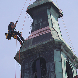 Die neuen Bleche funkeln in der Sonne
