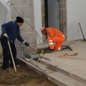 Stiege mauern, Pflasterung