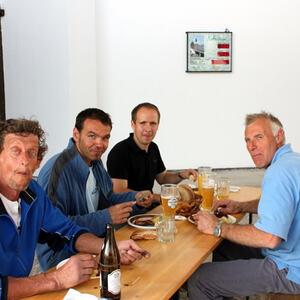 Neugestalteter Kirchenplatz 