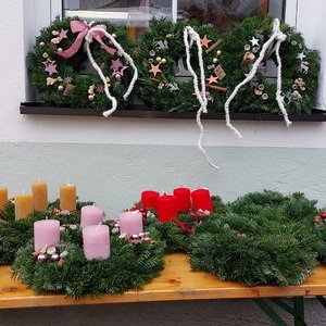 Adventmarkt der Pfarre