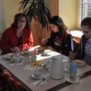 Kaffee und Kuchen von unseren Kfb Frauen