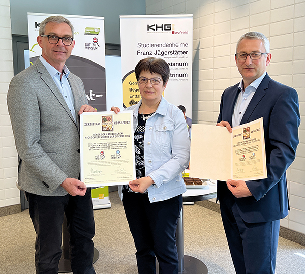 Gut zu wissen-Zertifikatsübergabe