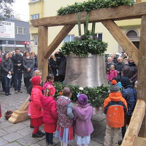 Kindergarten: Hört ihr die Glocken?