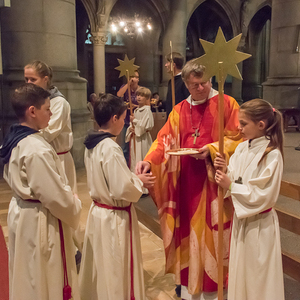 JuMiläum – Großes Kinderfest zu 70 Jahre Jungschar in Linz1.500 MinistrantInnen, Jungscharkinder und GruppenleiterInnen feierten am Samstag, 20. Mai 2017 den 70. Geburtstag der Katholischen Jungschar in der Linzer Innenstadt. Der gemeinsame Gottesdi