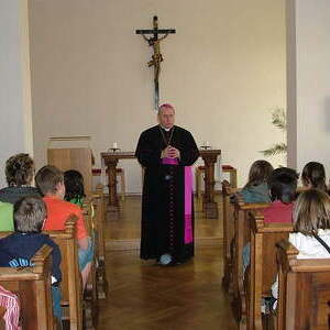 In der Kapelle von Bischof Schwarz