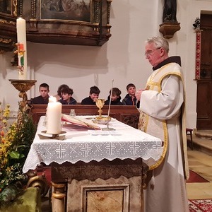 P. Felix Gradl OFM feiert mit uns die Osternacht