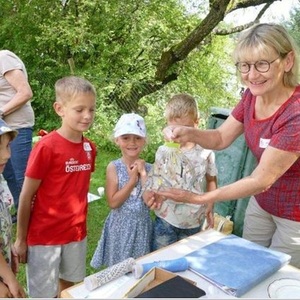 Ferienspaß mit Experimenten in der Bibliothek Reichenau