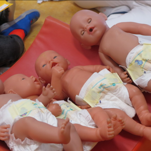 Die Hebammen besuchen unsere Schulanfänger