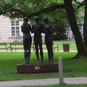 Noch ein Denkmal       