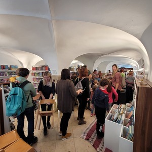 Osterbilderbuchkino in der Bibliothek Bad Zell