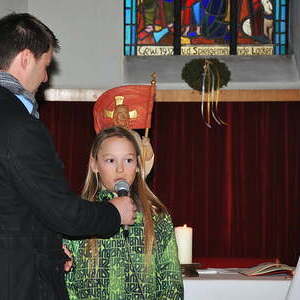 Vorstellgottesdienst und Schuhputzaktion der Firmlinge