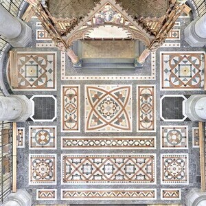 Neu am Blog: „Die Böden sind große Kunstwerke, die Geschichten erzählen“