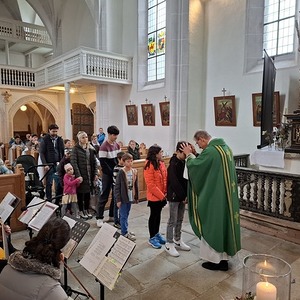 Schul- und Kindergartentaschen-Segnung