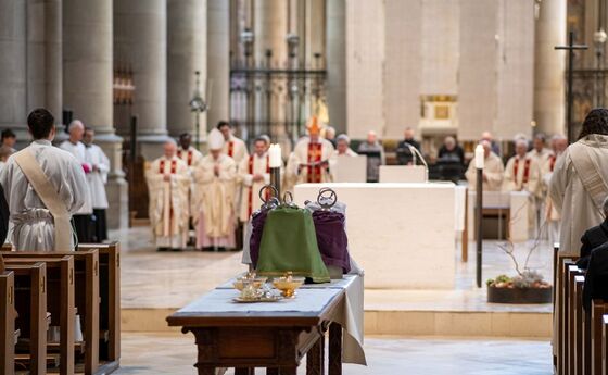 Chrisammesse im Linzer Mariendom