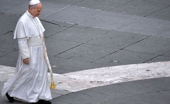 Papst Leo XIV. wird in den kommenden Tagen an der Lunge operiert.