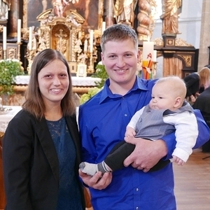 Eltern: Susanne Kraml u. Christian Habringer, Helfenbergstr. 10