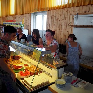 OLYMPUS DIGITAL CAMERA         