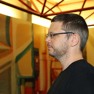 ... und spielt es nun Andreas Peterl vor!