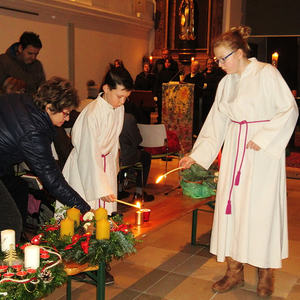 Adventkranzsegnung, Adventmarkt