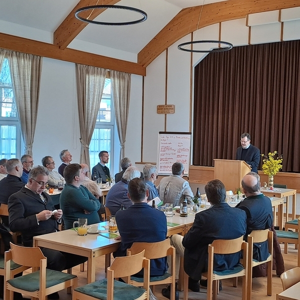 Impulsreferat Pfarrsaal