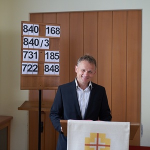 Erste Sonntagsmesse im Pfarrsaal