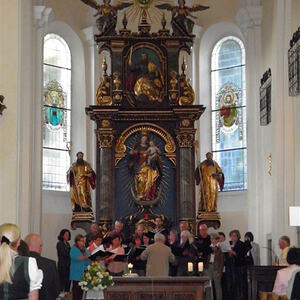 Maiandacht Goldhaubenfrauen