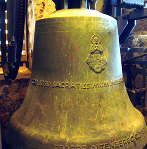 Glocke 1     
