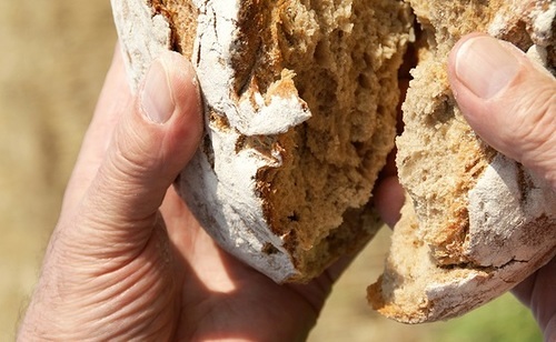 Stationenweg mit den Emmausjüngern