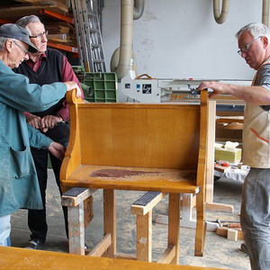 Instandsetzung der Kirchenbänke 31. Mai 2016