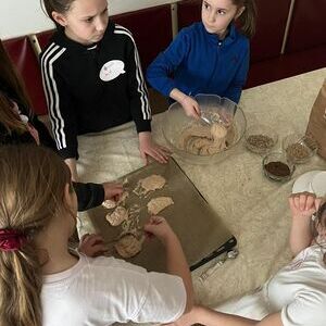 Übernachtungsaktion für Kinder ab 8 Jahren im Pfarrheim Laakirchen