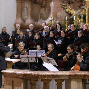 Chor des Konservatoriums für Kirchenmusik der Diözese Linz und Barockensemble Linz unter der Leitung von Wolfgang Kreuzhuber
