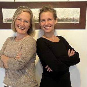 Hauptamtliches Team: Ulrike Hammerl und Verena Moos