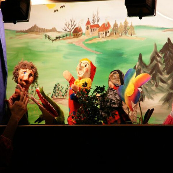 Der Kasperl und die Wunderblume