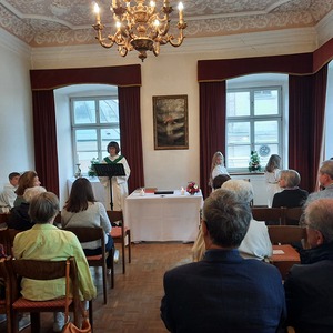 Gottesdienst im Pfarrsaal